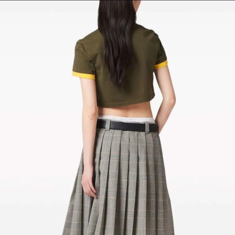 EXTREMELY RARE Miu Miu Embroidered Cropped Shirt - Picture 5 of 8